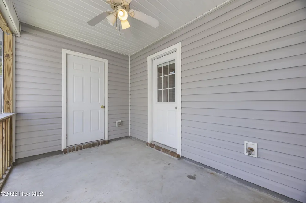 27 E Doris Avenue Jacksonville, NC 28540