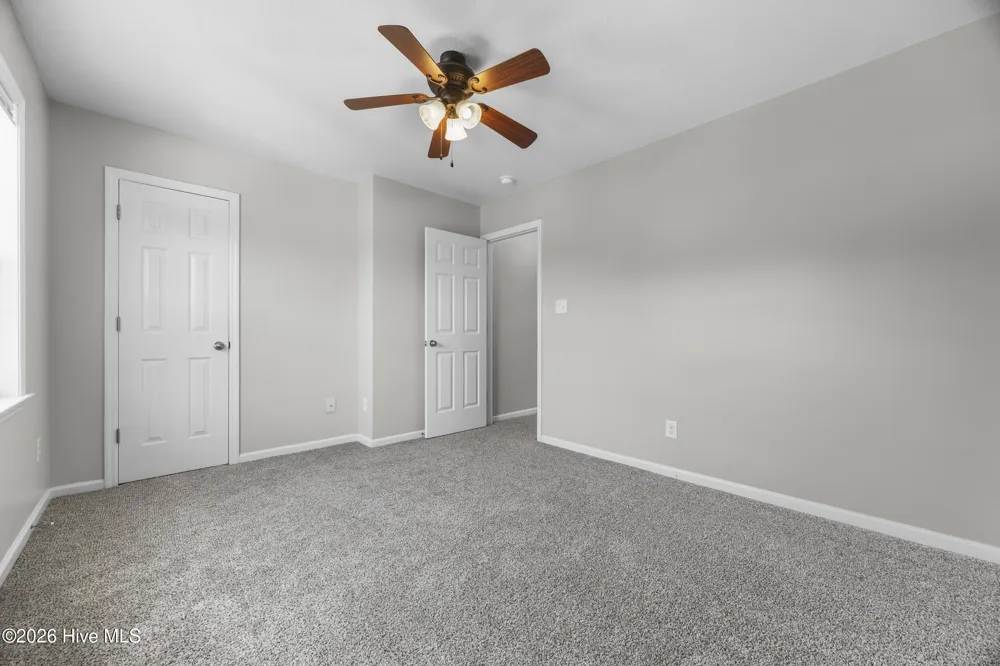 27 E Doris Avenue Jacksonville, NC 28540