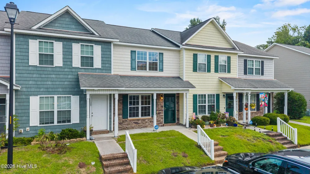 27 E Doris Avenue Jacksonville, NC 28540