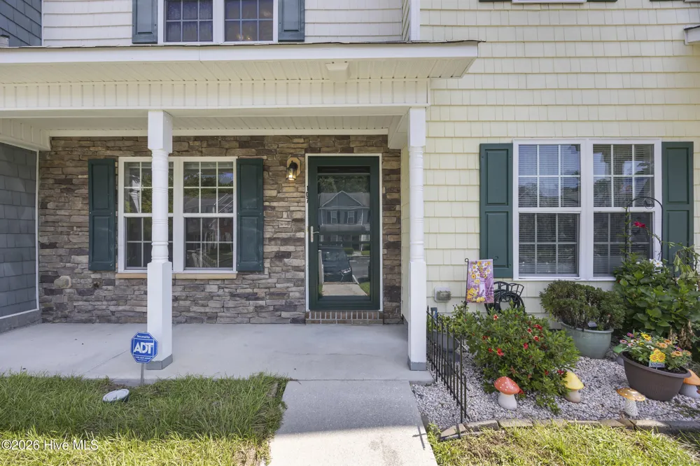 27 E Doris Avenue Jacksonville, NC 28540
