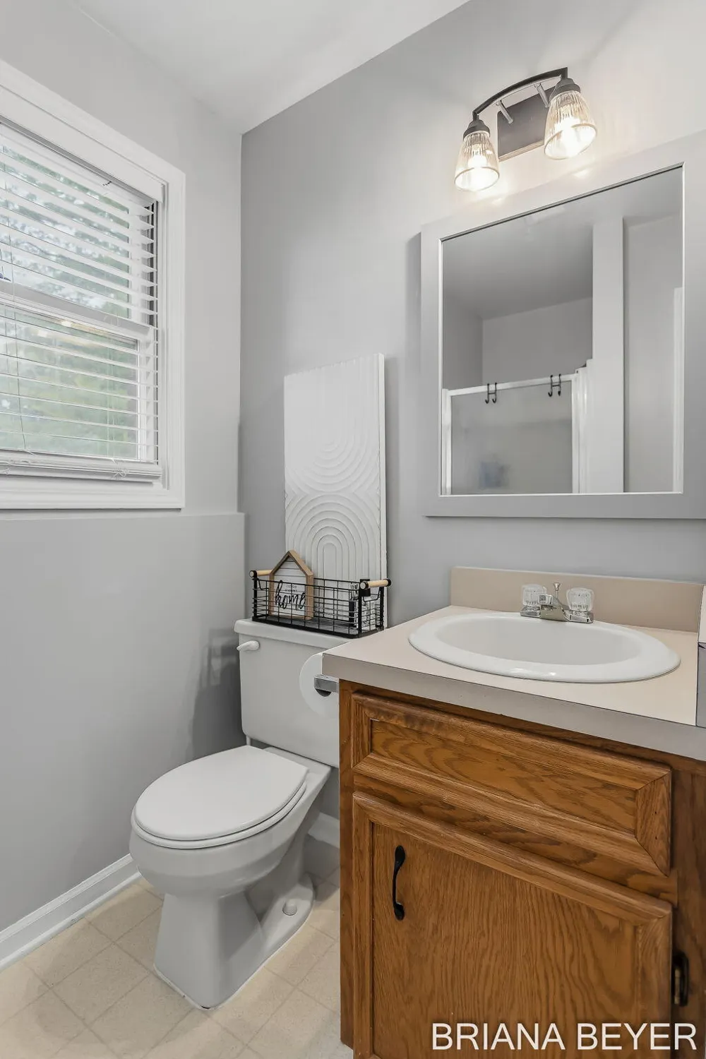 4143 Dennis Court Hudsonville, MI 49426