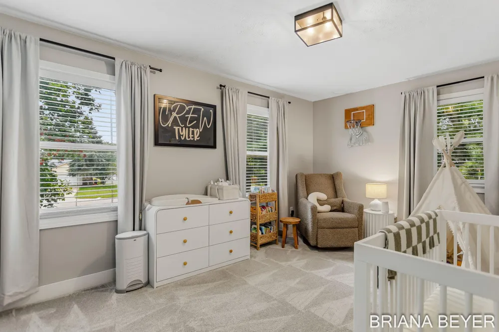 4143 Dennis Court Hudsonville, MI 49426