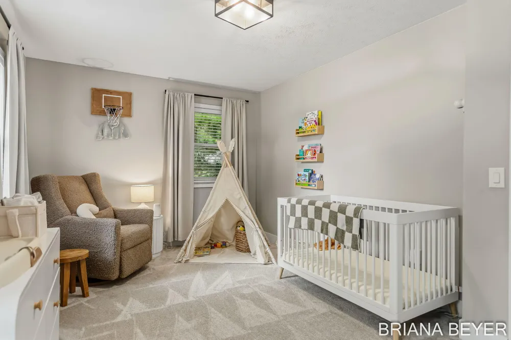 4143 Dennis Court Hudsonville, MI 49426