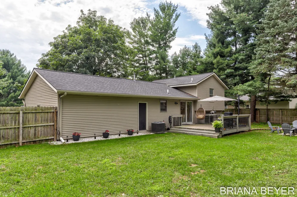 4143 Dennis Court Hudsonville, MI 49426