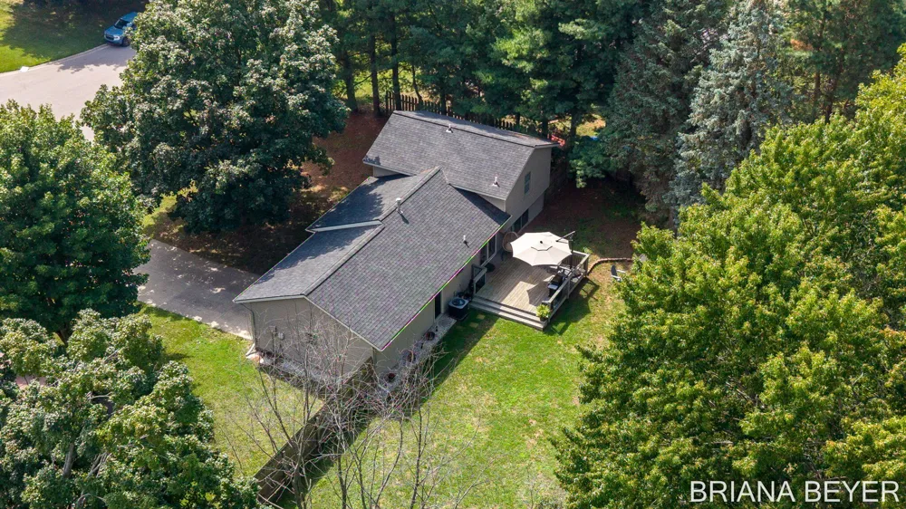 4143 Dennis Court Hudsonville, MI 49426