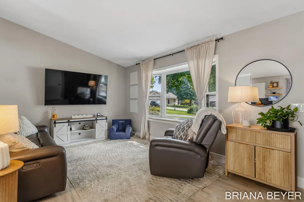 4143 Dennis Court Hudsonville, MI 49426