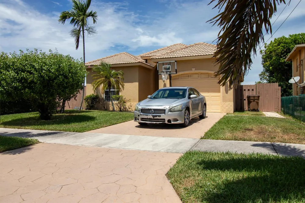 237 SW 8TH STREET Deerfield Beach, FL 33441