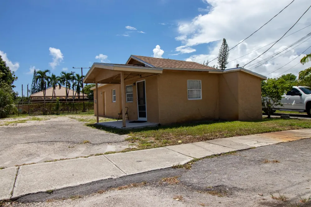 242 SW 7TH COURT Deerfield Beach, FL 33441