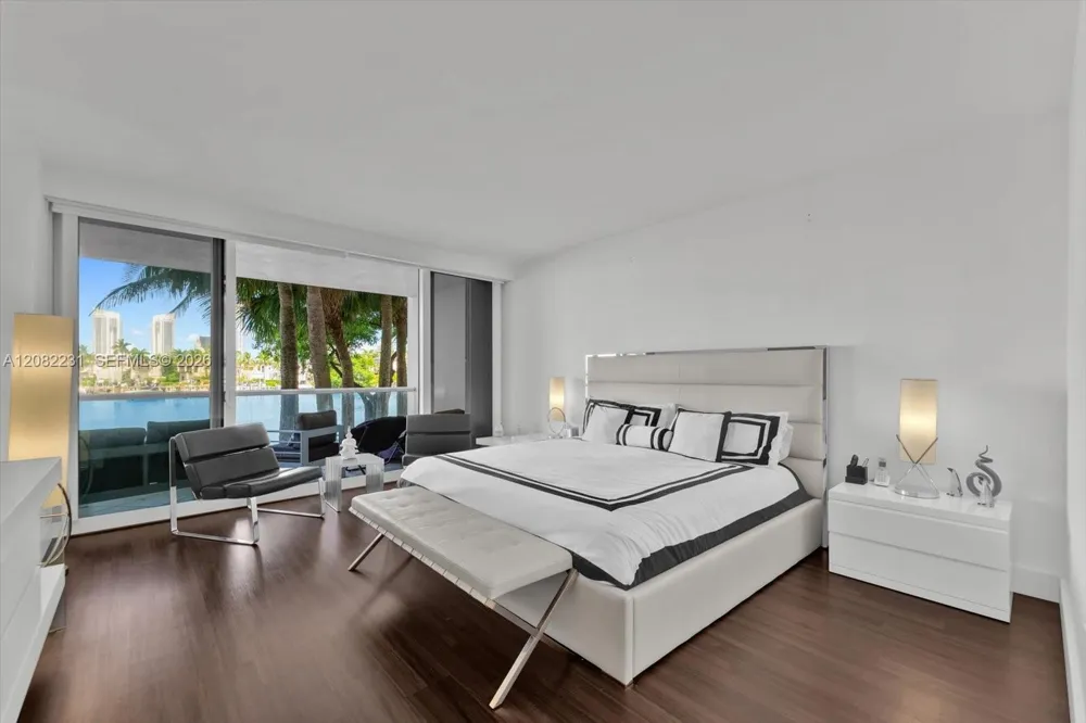 7000 Island Blvd #L105 Aventura, FL 33160