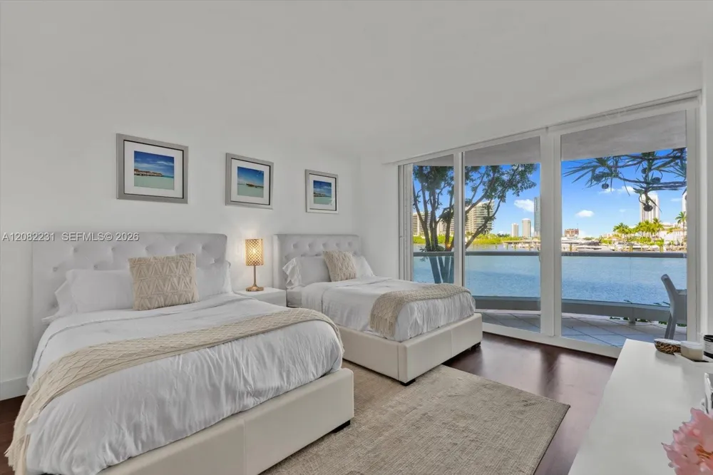 7000 Island Blvd #L105 Aventura, FL 33160