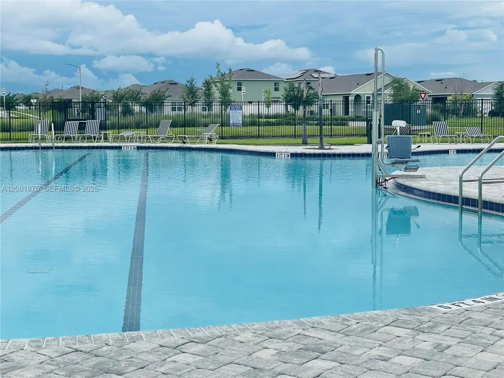 315 Lily Ln Davenport, FL 33837