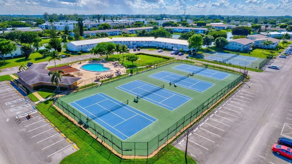 181 COVENTRY H West Palm Beach, FL 33417