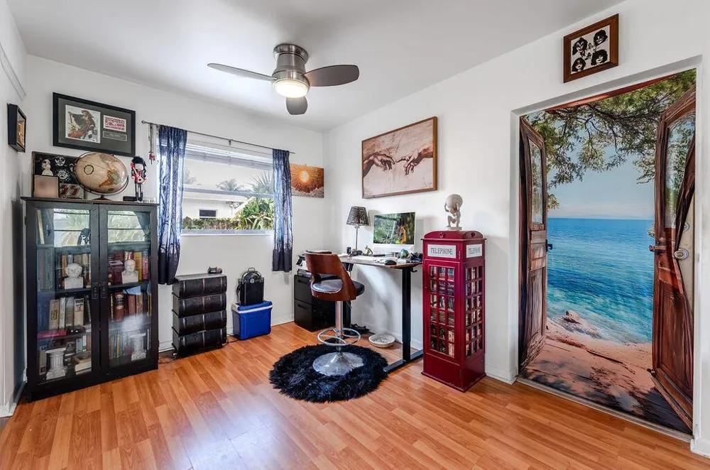 722 Ridge Road #2 Lantana, FL 33462