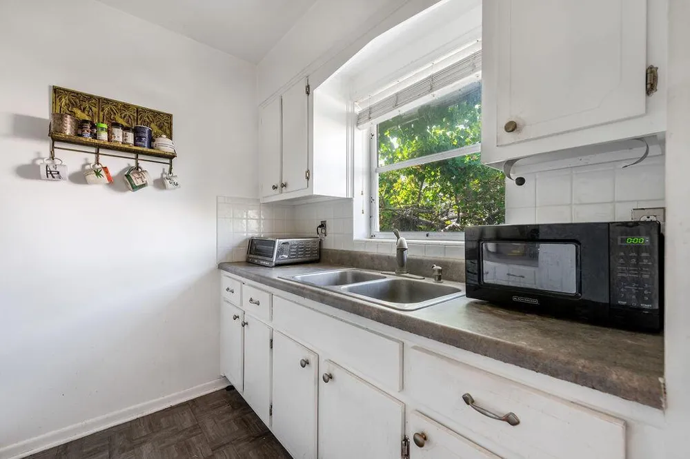 722 Ridge Road #2 Lantana, FL 33462