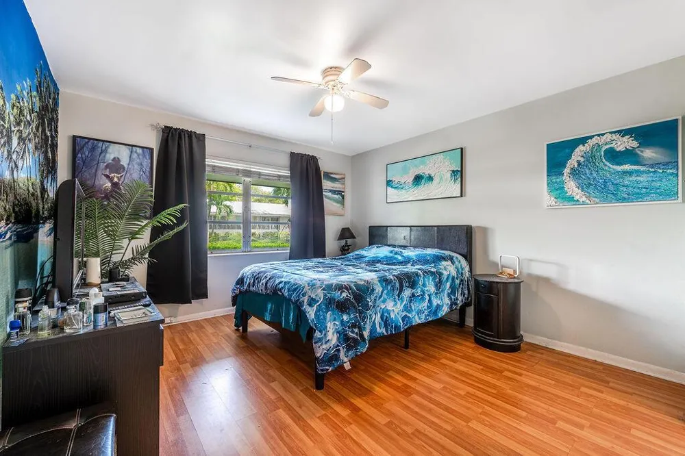722 Ridge Road #2 Lantana, FL 33462