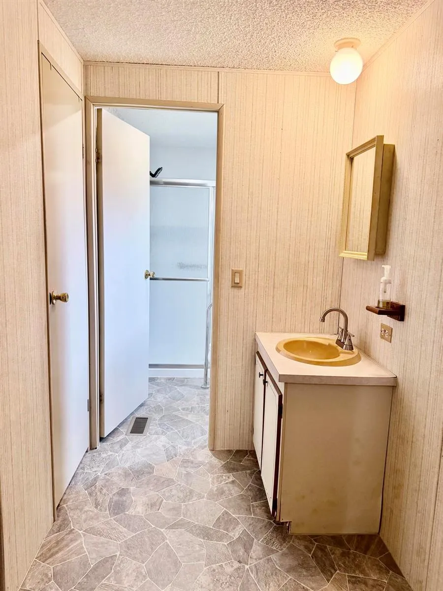 2332 SE 29TH STREET Okeechobee, FL 34974