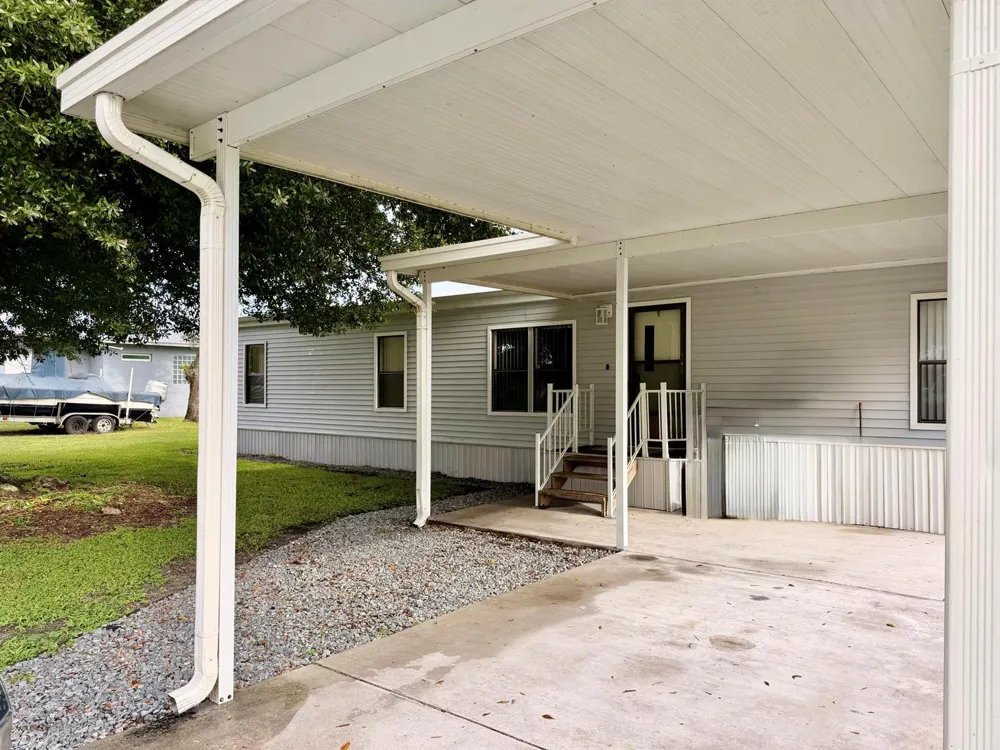 2332 SE 29TH STREET Okeechobee, FL 34974