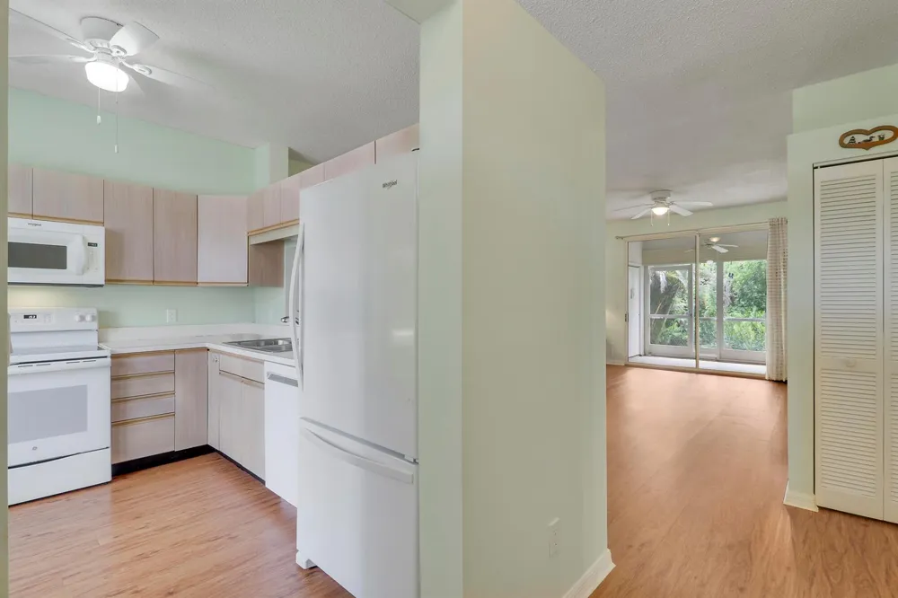 18081 SE Country Club Drive #37-361 Tequesta, FL 33469