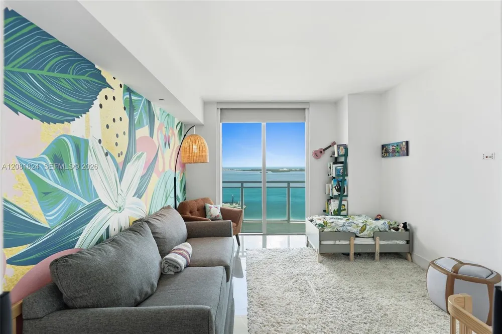 950 Brickell Bay Dr #3111 Miami, FL 33131