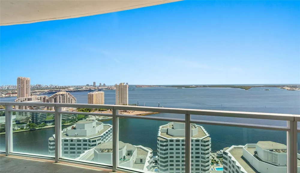 950 Brickell Bay Dr #3111 Miami, FL 33131