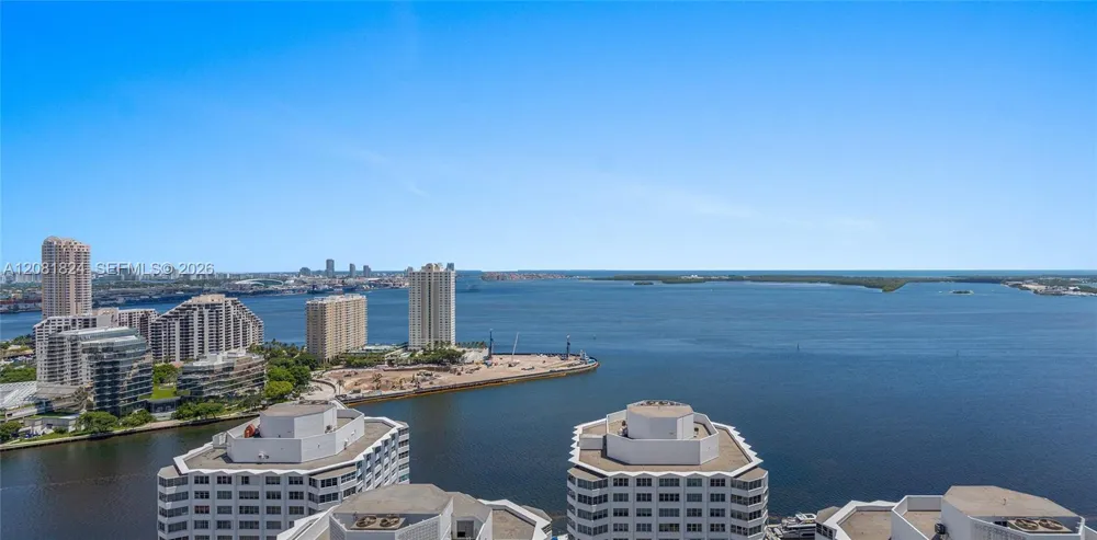950 Brickell Bay Dr #3111 Miami, FL 33131