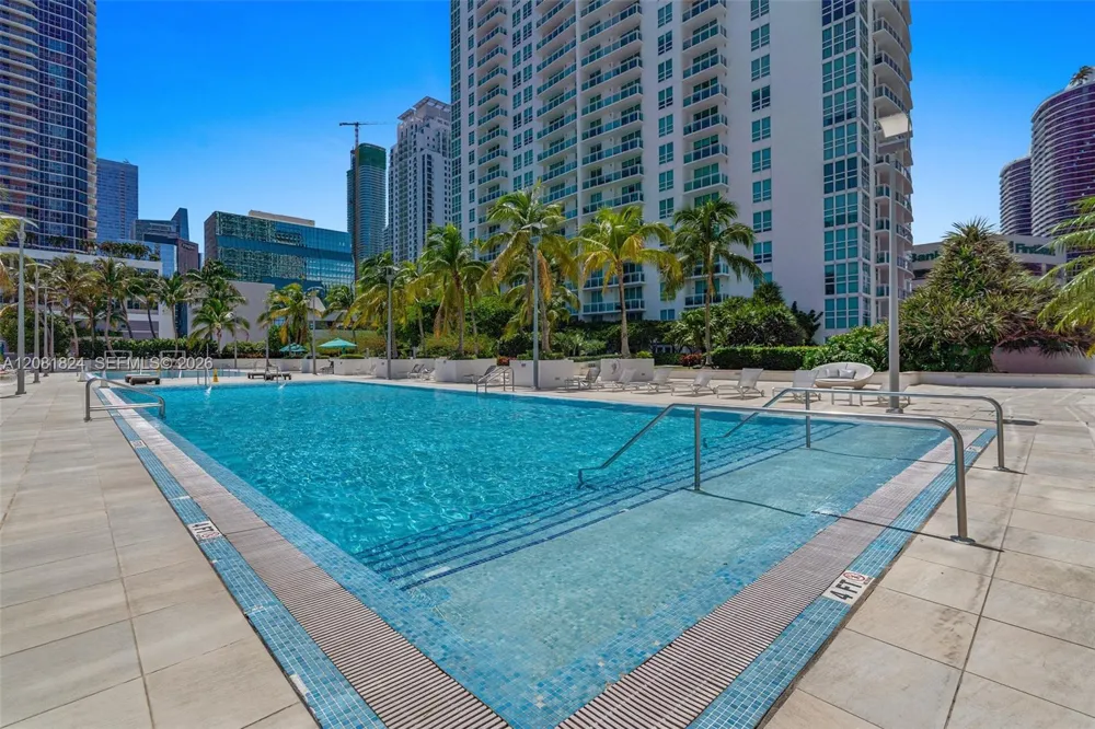 950 Brickell Bay Dr #3111 Miami, FL 33131