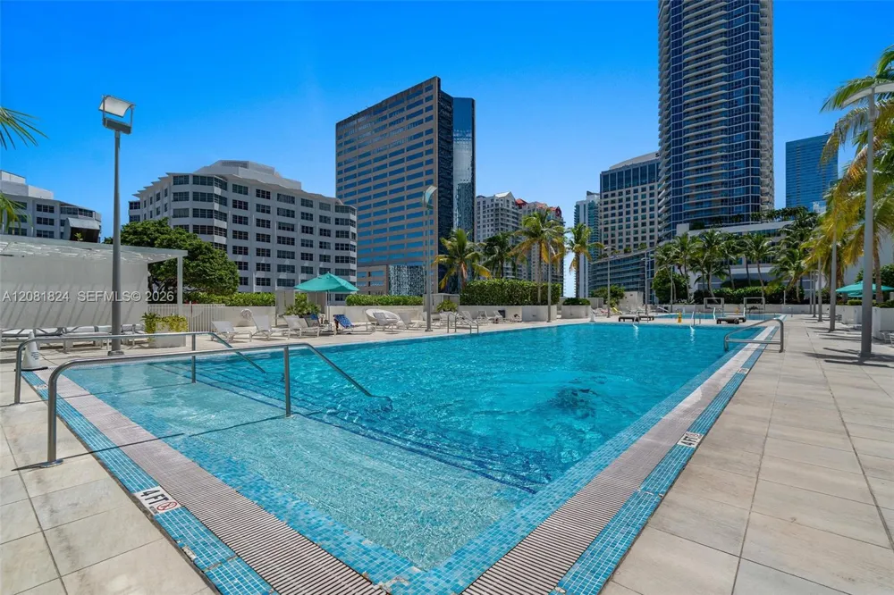 950 Brickell Bay Dr #3111 Miami, FL 33131