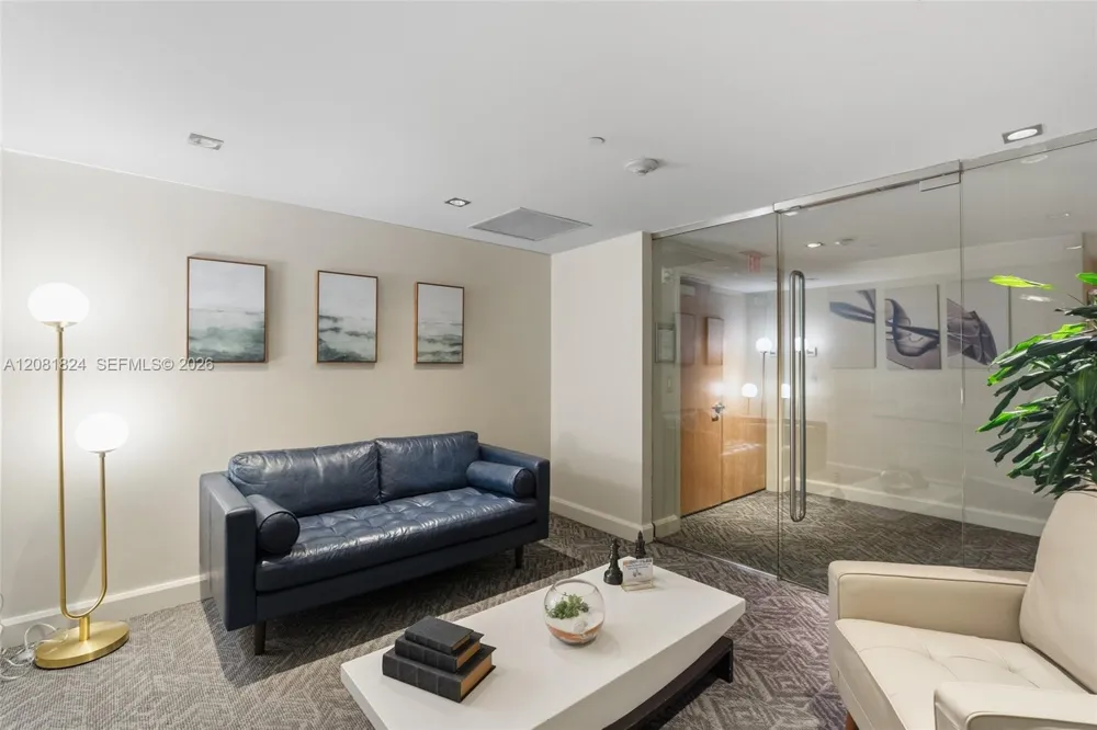 950 Brickell Bay Dr #3111 Miami, FL 33131