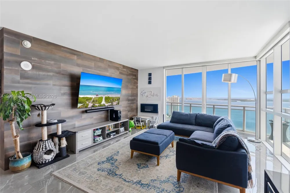 950 Brickell Bay Dr #3111 Miami, FL 33131