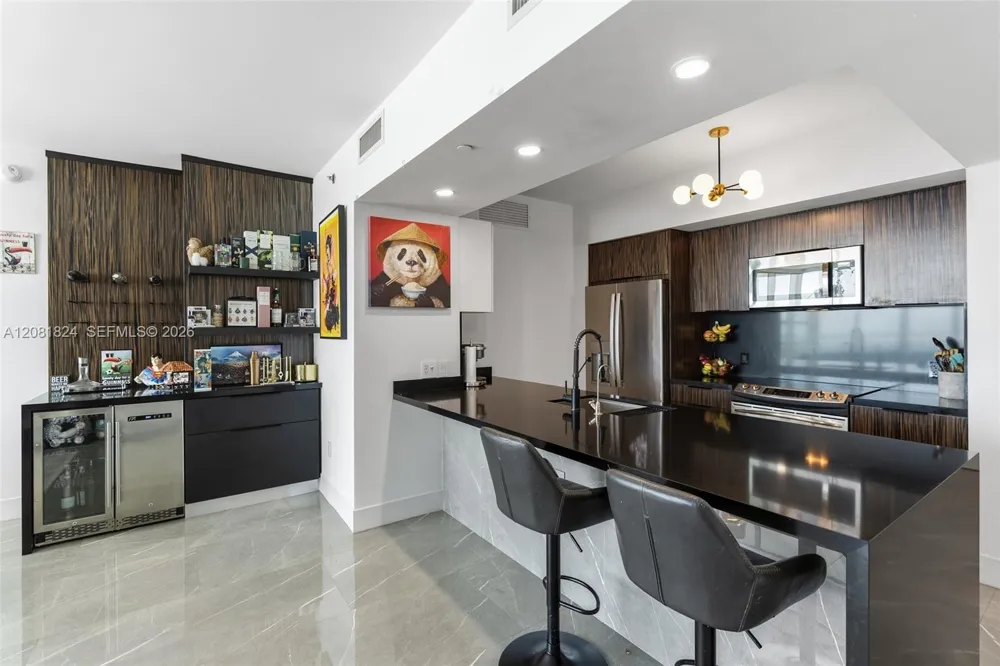 950 Brickell Bay Dr #3111 Miami, FL 33131