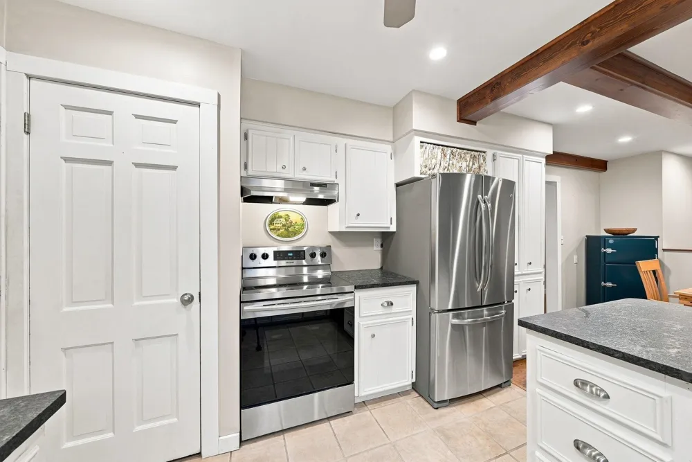 531 S Houghton Street Lake City City, MI 49651