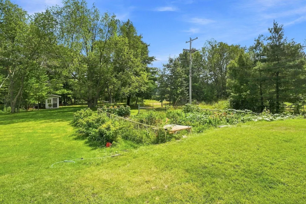 531 S Houghton Street Lake City City, MI 49651