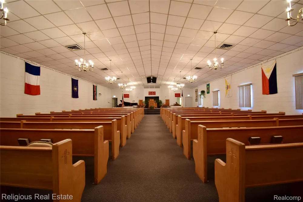24105 Hass St Dearborn Heights City, MI 48127