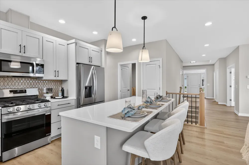 14222 Bridgeview Pointe Vicksburg Village, MI 49097