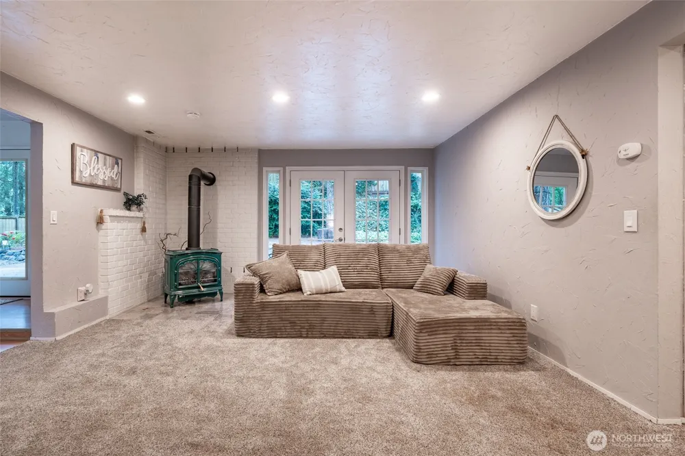 14102 NW 56th Avenue NW Gig Harbor, WA 98332