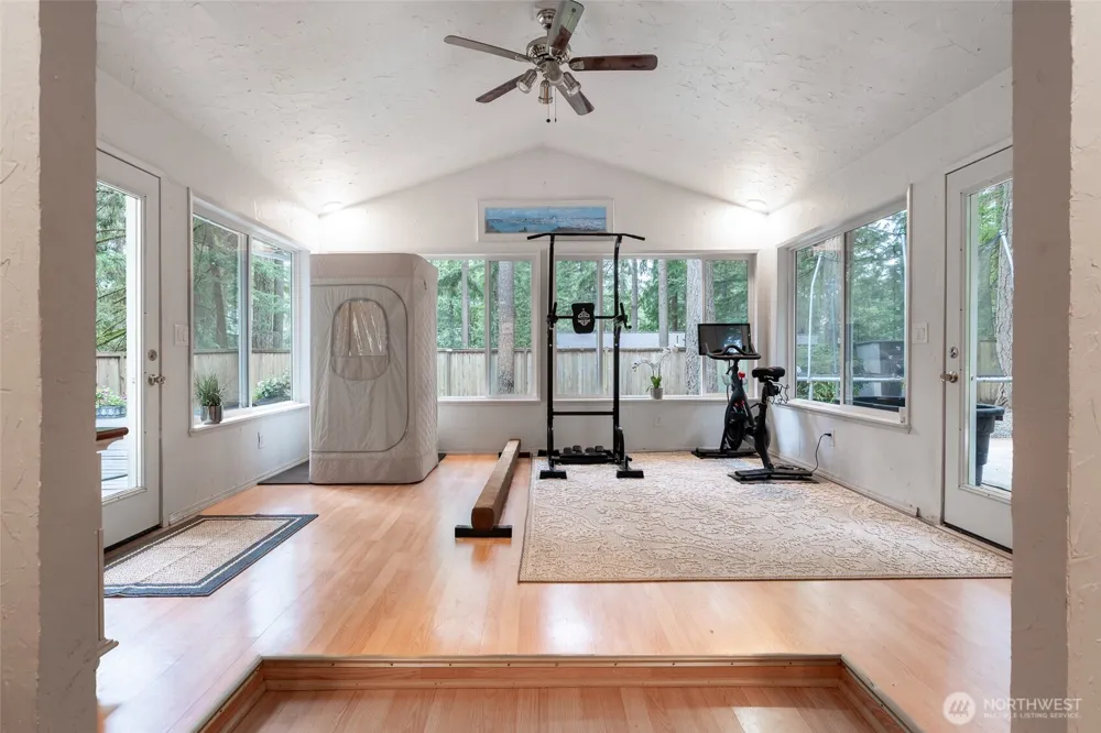 14102 NW 56th Avenue NW Gig Harbor, WA 98332