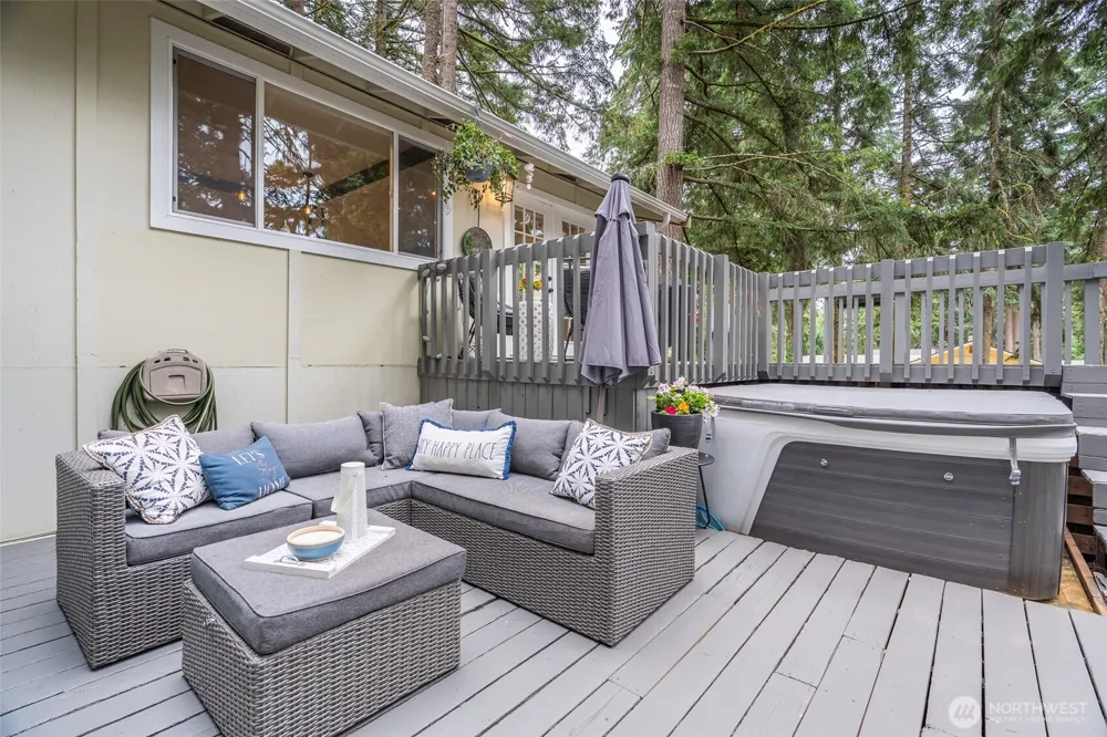 14102 NW 56th Avenue NW Gig Harbor, WA 98332
