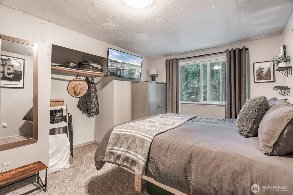 14102 NW 56th Avenue NW Gig Harbor, WA 98332