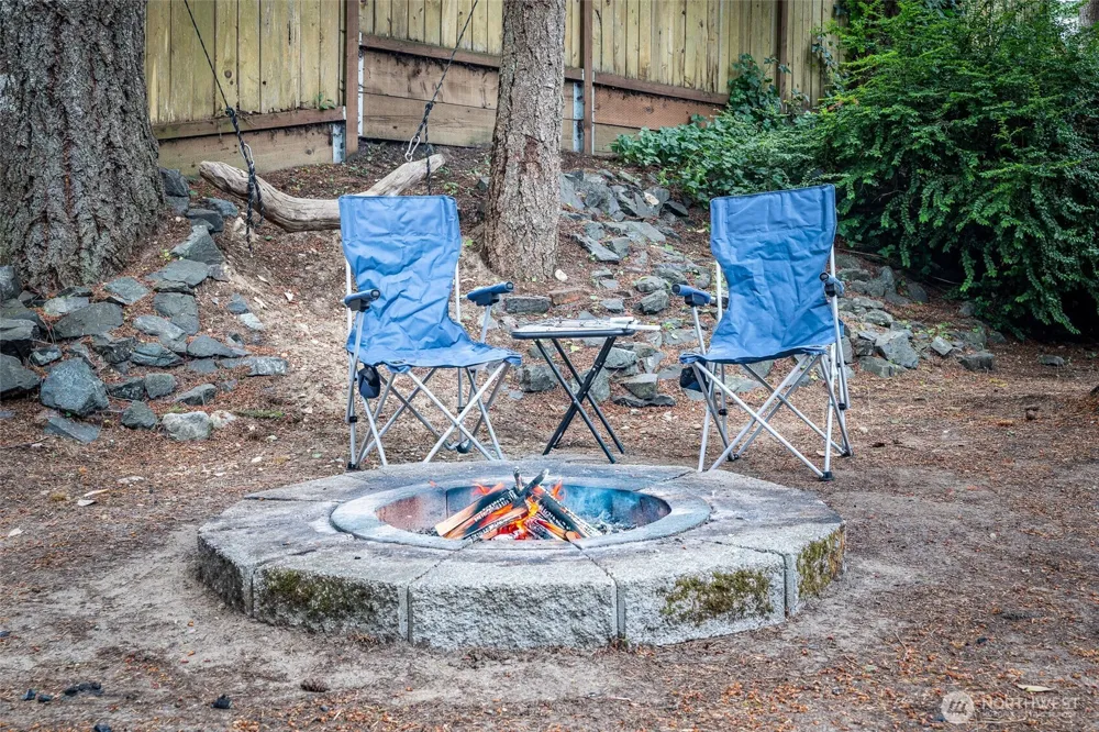 14102 NW 56th Avenue NW Gig Harbor, WA 98332