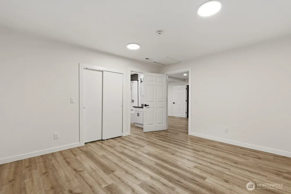 5407 31st Avenue S Seattle, WA 98108