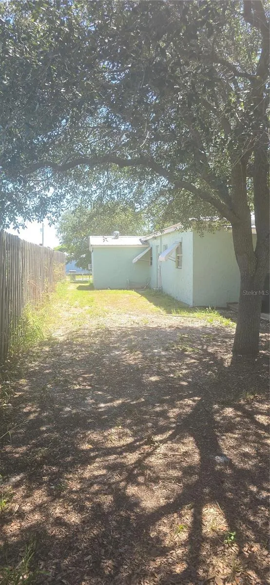 1 DELARM AVENUE Frostproof, FL 33843