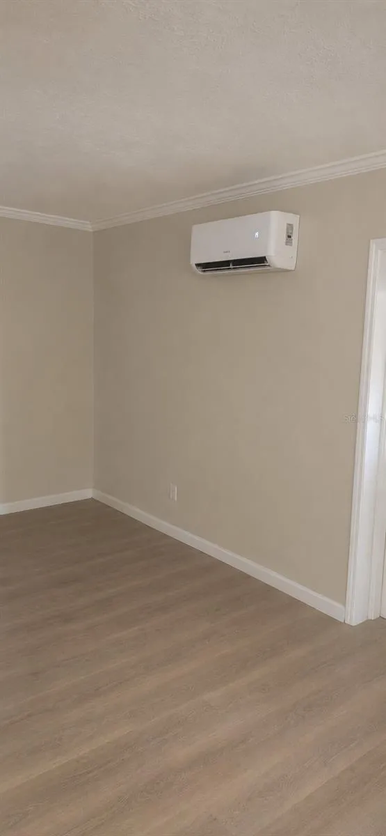 1 DELARM AVENUE Frostproof, FL 33843