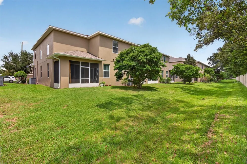 2169 BROADWAY VIEW AVENUE Brandon, FL 33510