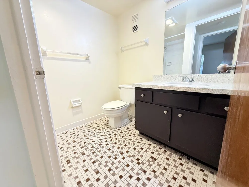 3301 58TH AVENUE S #512 St Petersburg, FL 33712