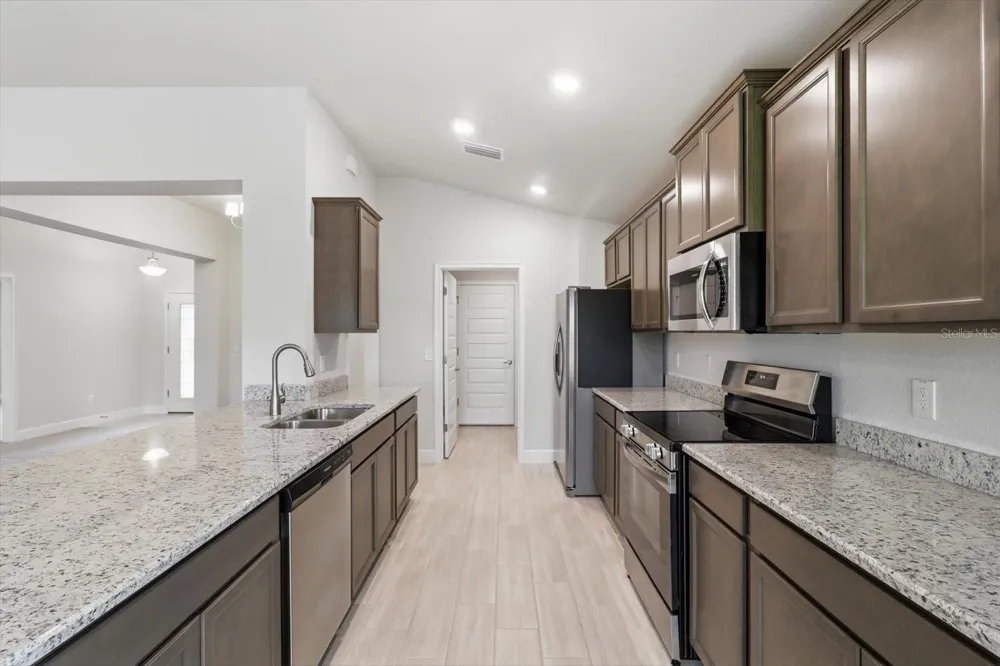 336 W REXFORD DRIVE Beverly Hills, FL 34465