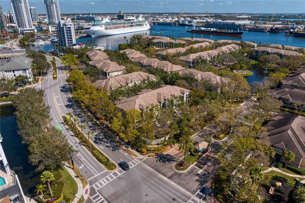 751 CORAL REEF DRIVE #751 Tampa, FL 33602