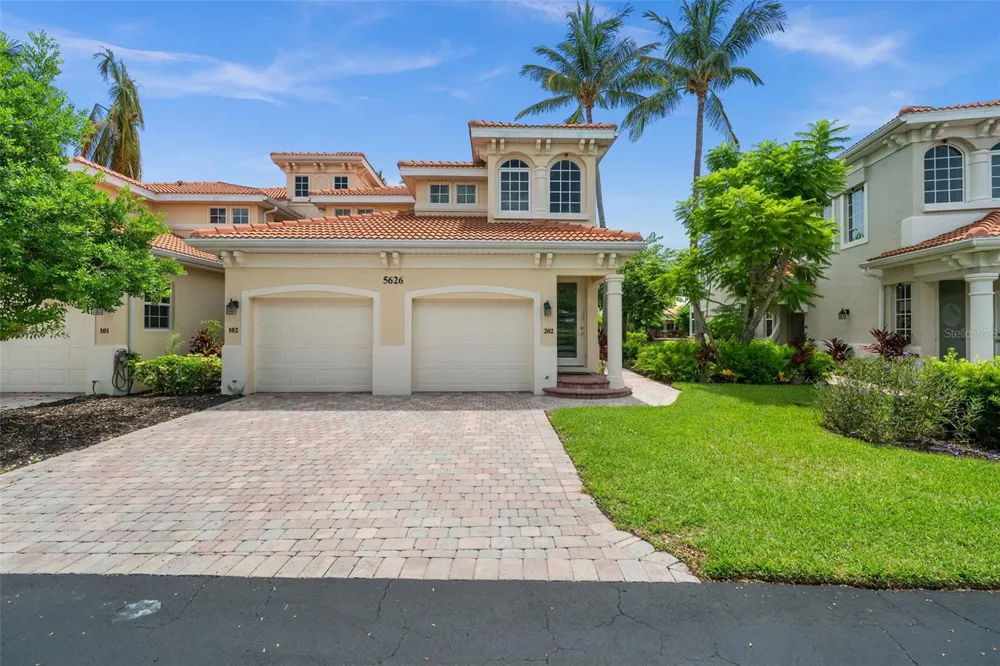 5626 CAPE HARBOUR DRIVE #102 Cape Coral, FL 33914