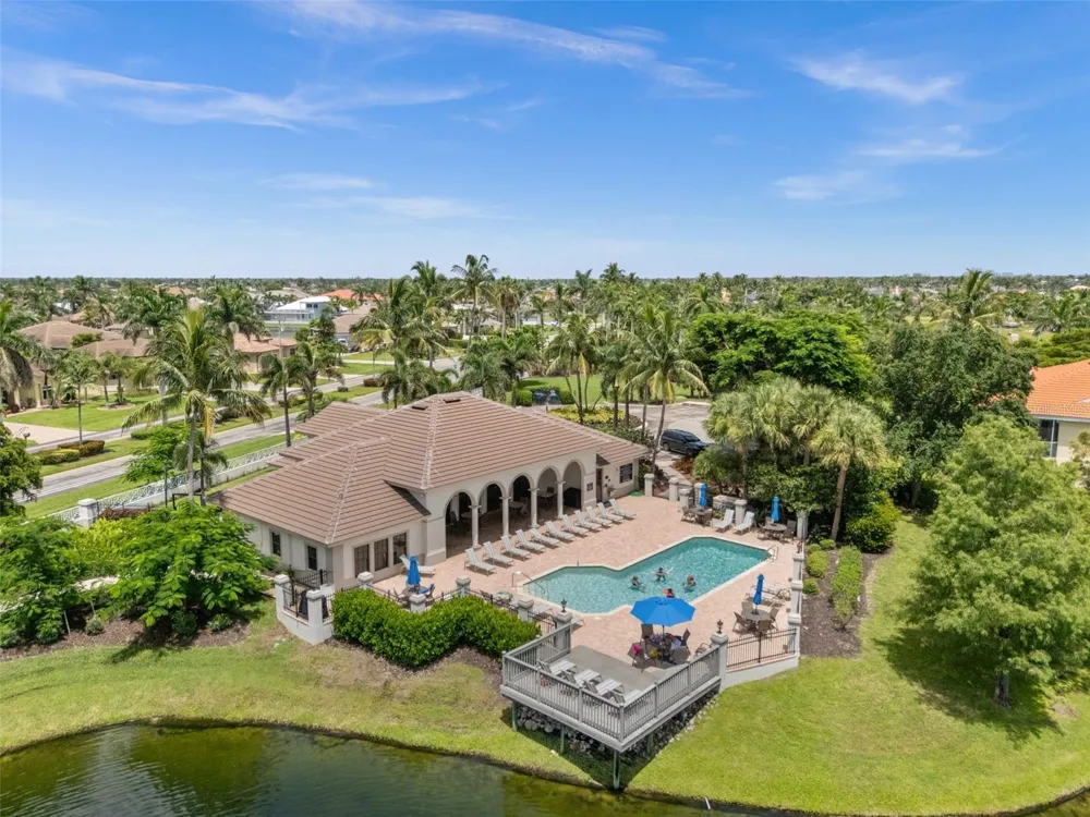5626 CAPE HARBOUR DRIVE #102 Cape Coral, FL 33914