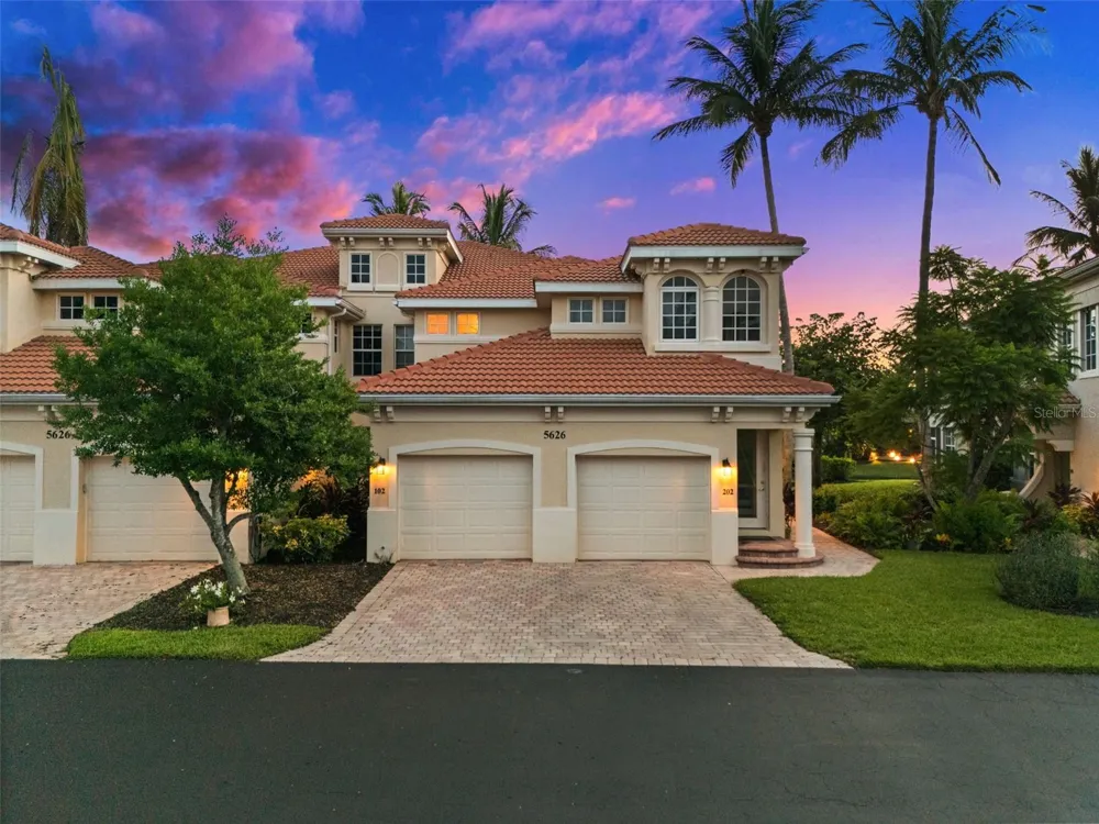 5626 CAPE HARBOUR DRIVE #102 Cape Coral, FL 33914