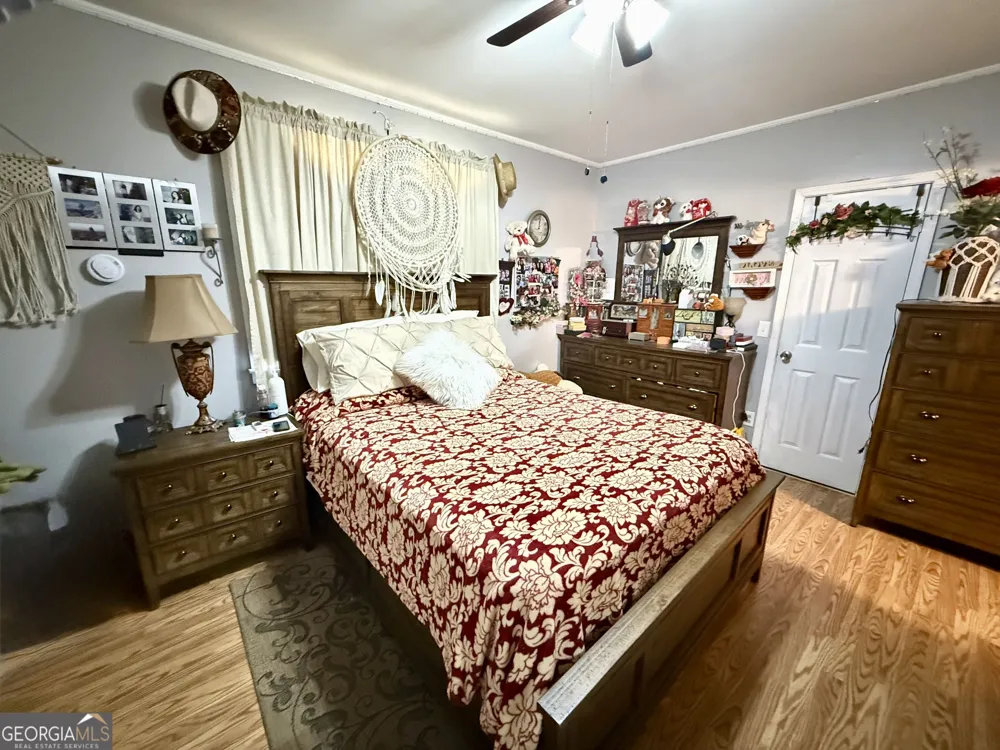 279 W Tate ST Elberton, GA 30635